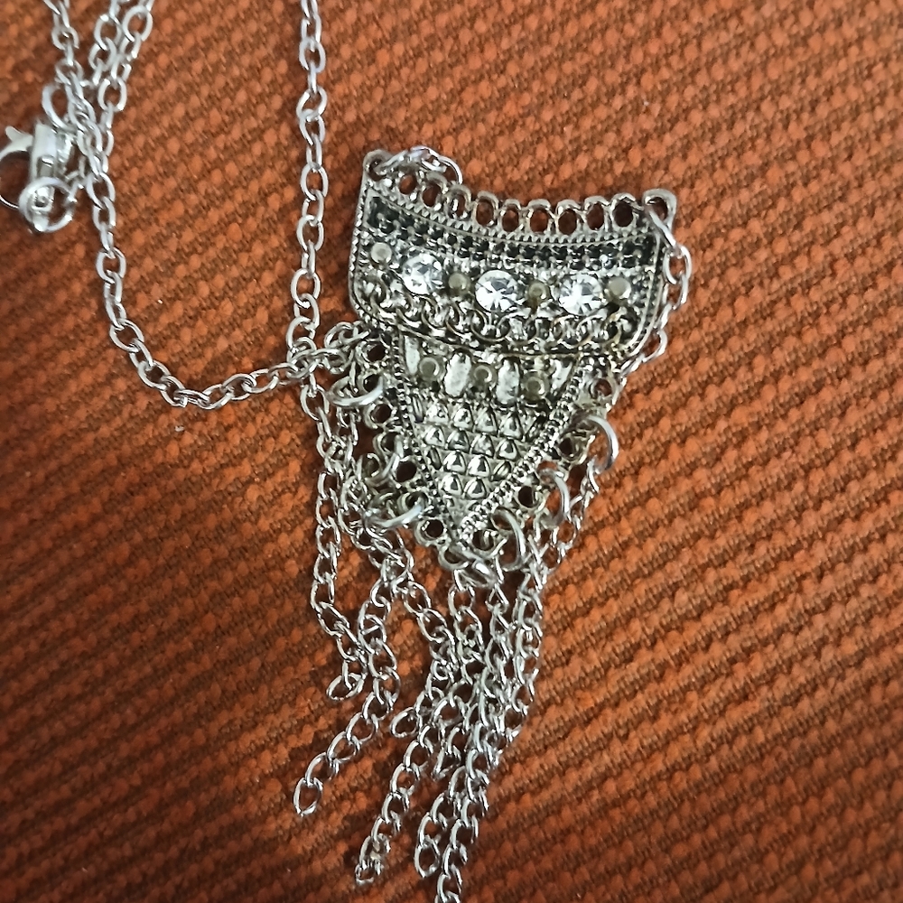 Elegant Silver Chain Necklace